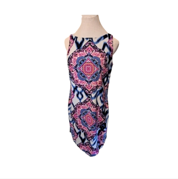 Vince Camuto Sleeveless Dress. Multi Color. Lightweight and Sleeveless. Size 4. - Picture 1 of 9